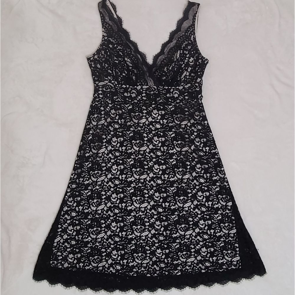 WHBM black lace dress size 10 - Picture 2 of 14